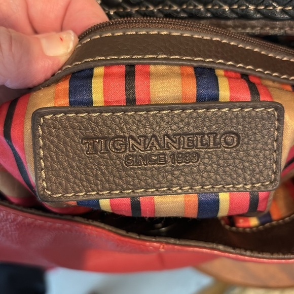 Tignanello  shoulder bag  leather Red man-made trim brown  2 main compartments - Picture 6 of 16